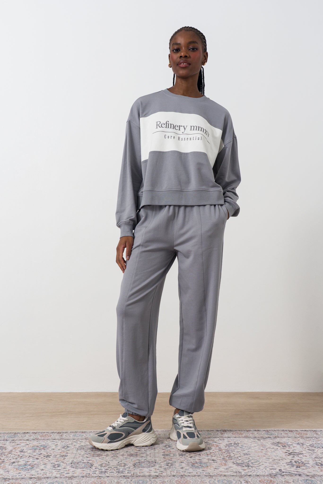 relaxed-fit-trackpants-8