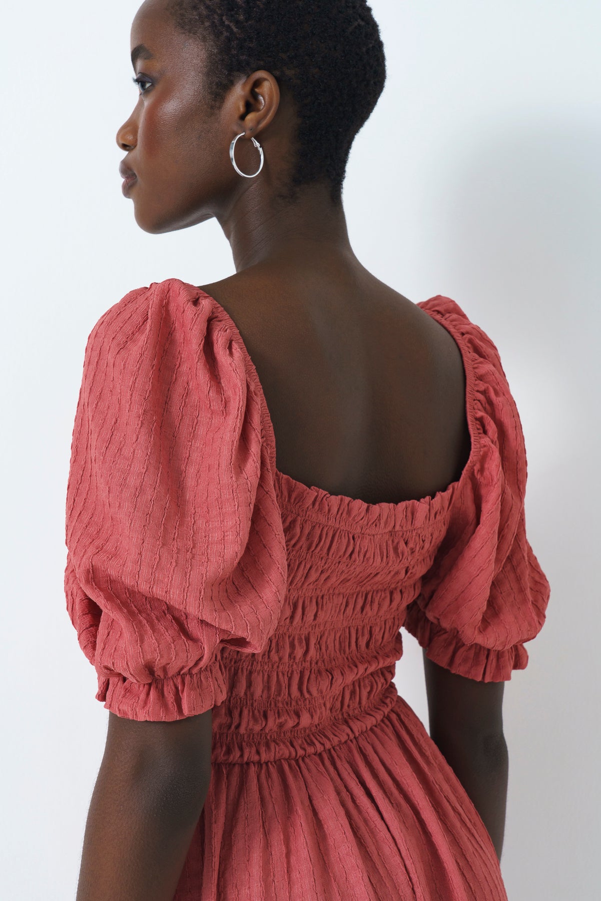 Puff Sleeve Dress from REFINERY – Refinery