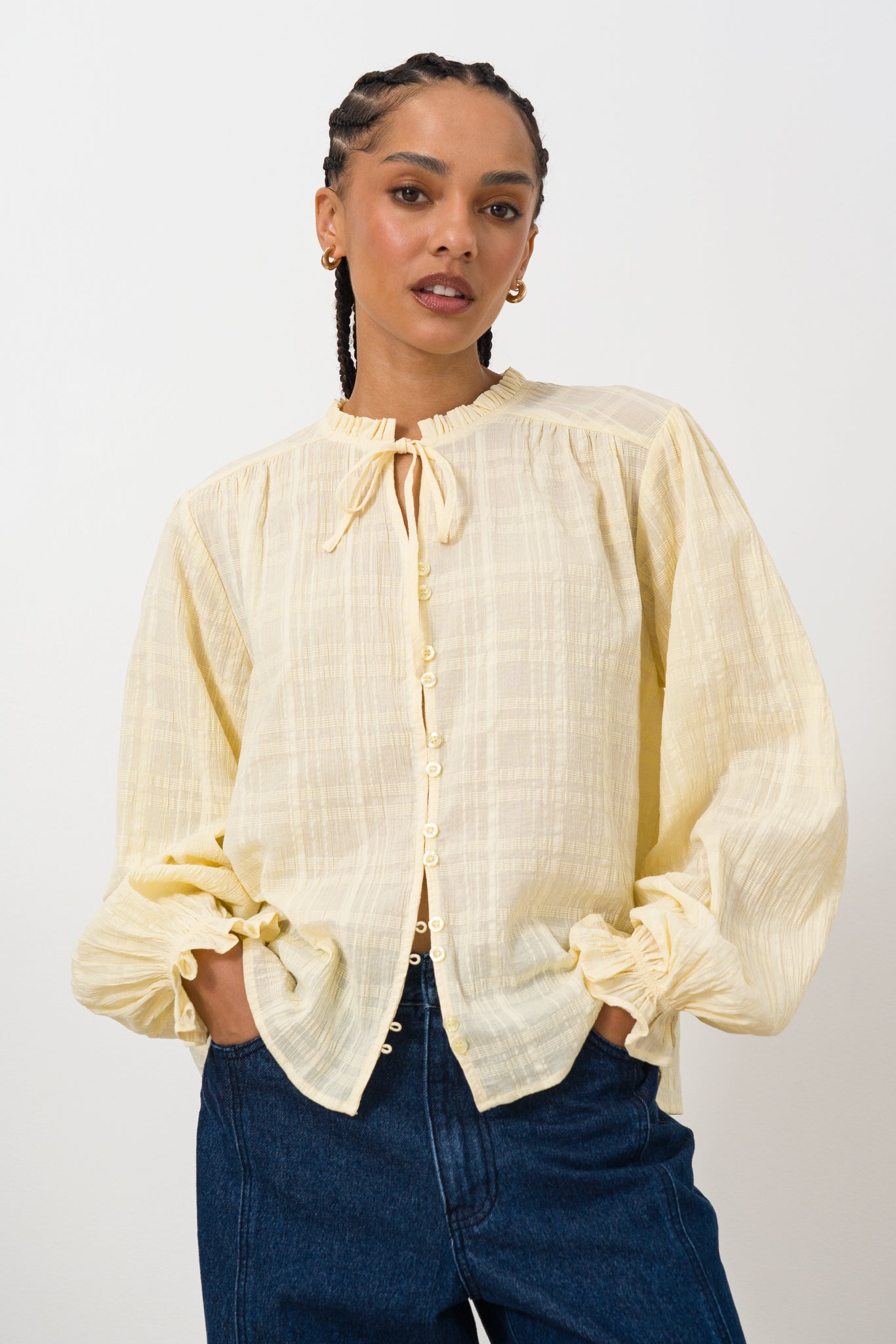 Volume Sleeve Blouse