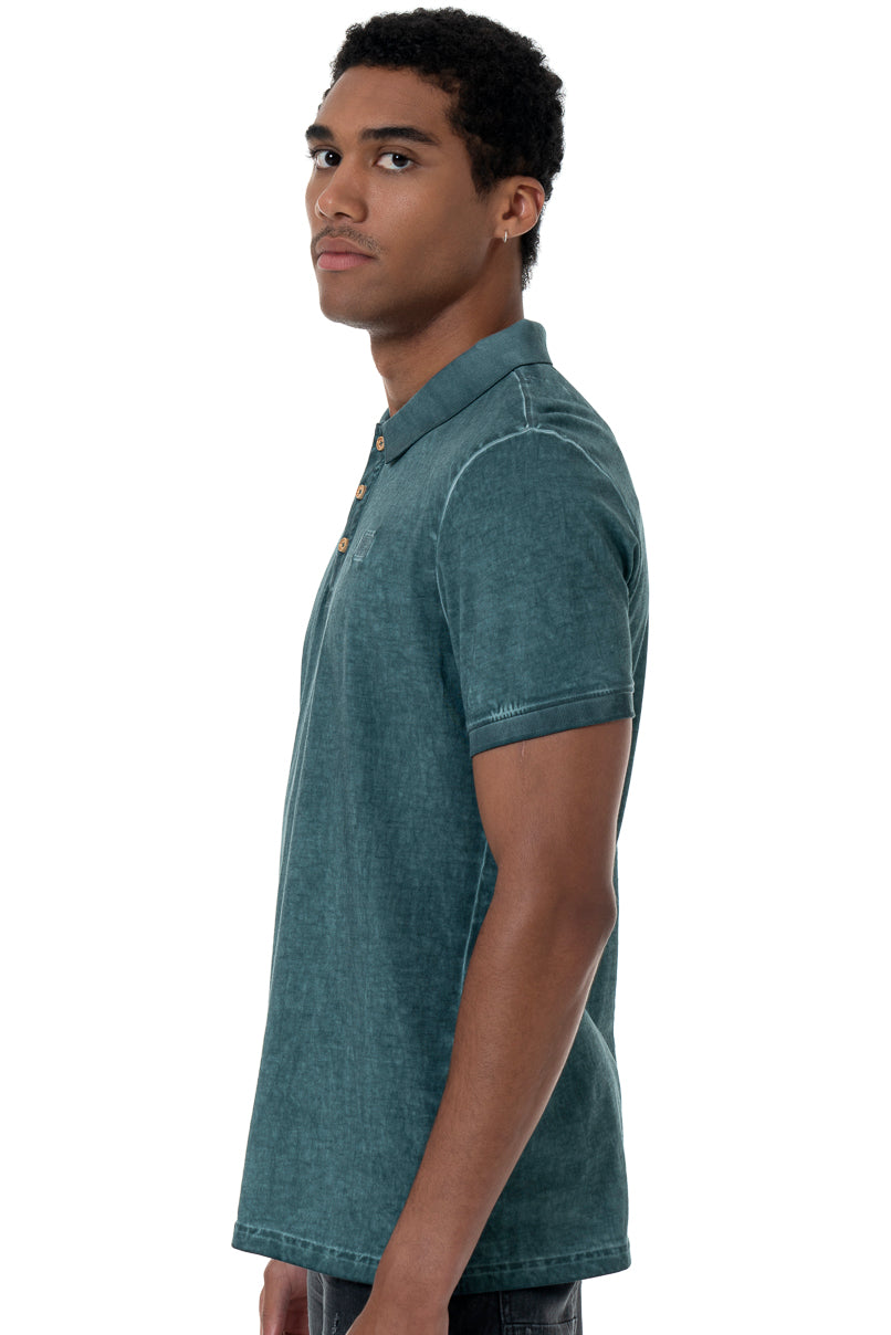 Overdyed Golfer
