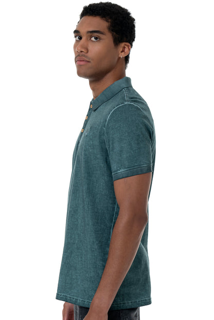 Overdyed Golfer