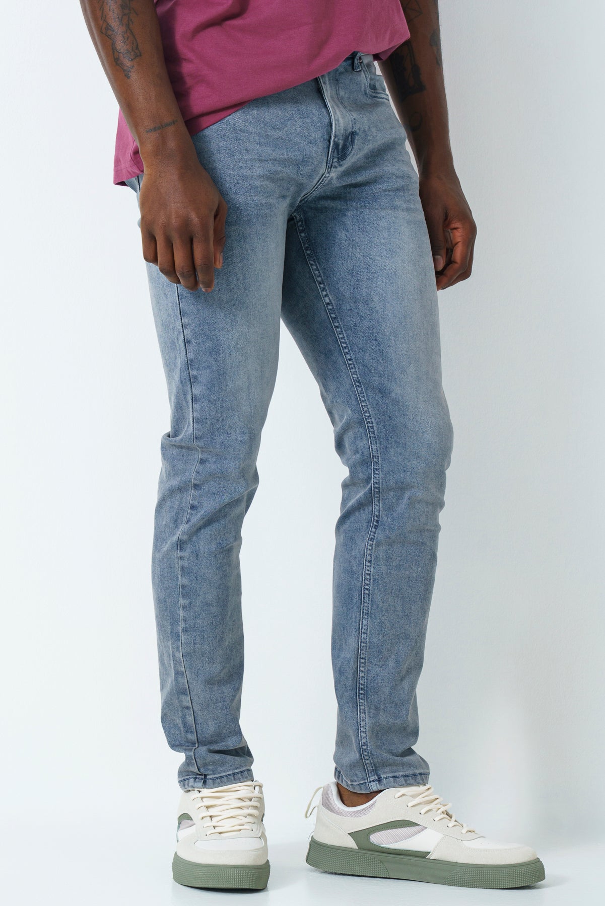 RF02 Skinny Fit Jeans