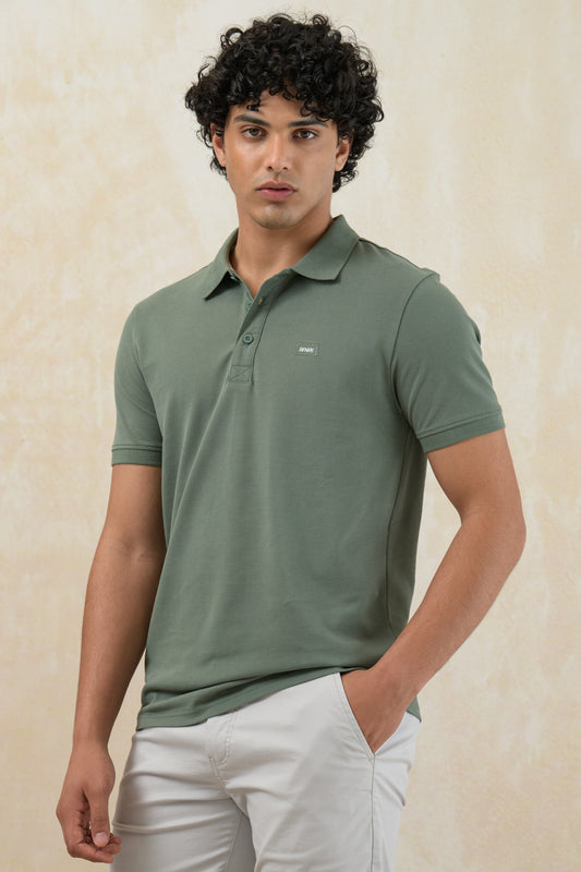 Pique Golfer