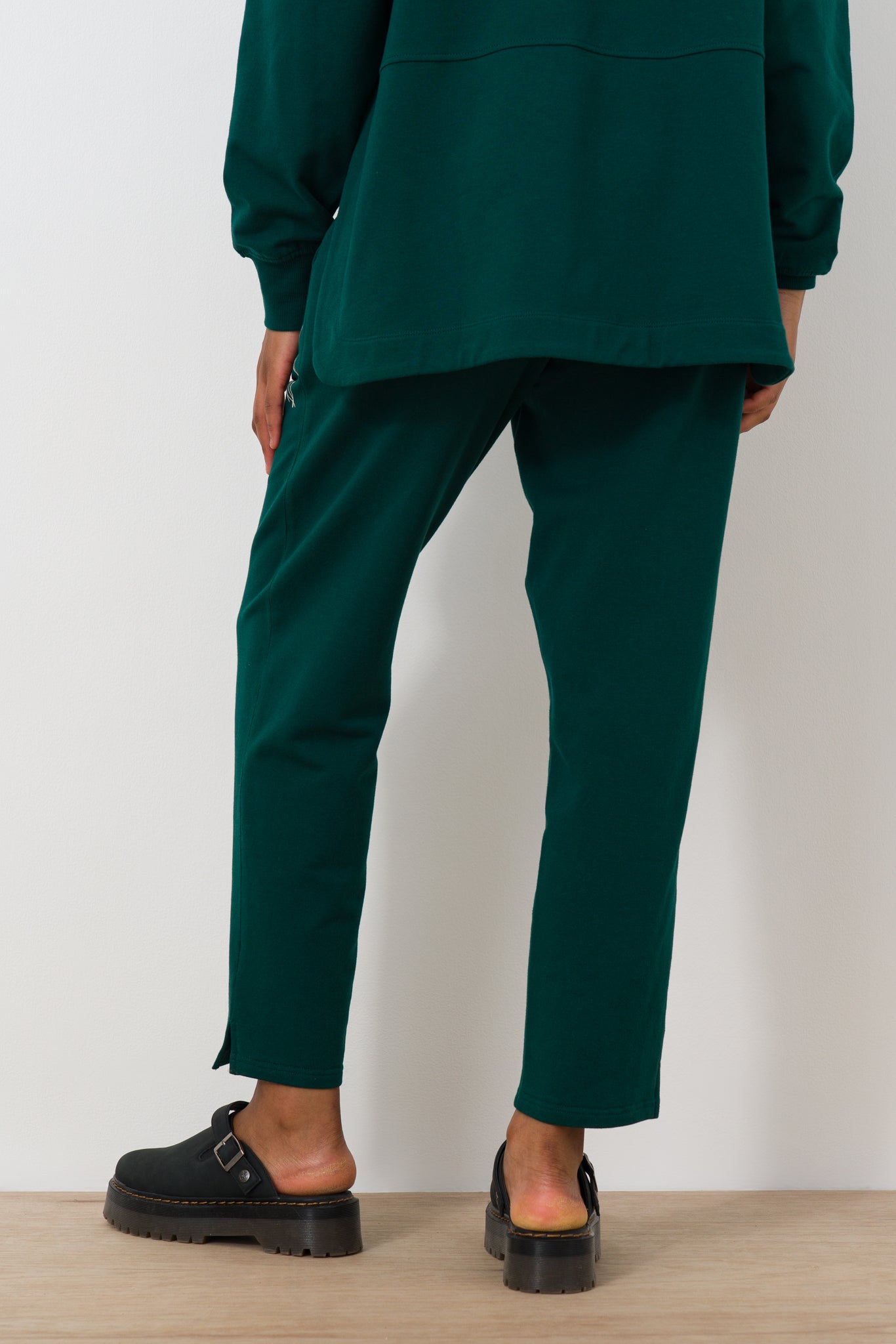slim-fit-trackpants-7