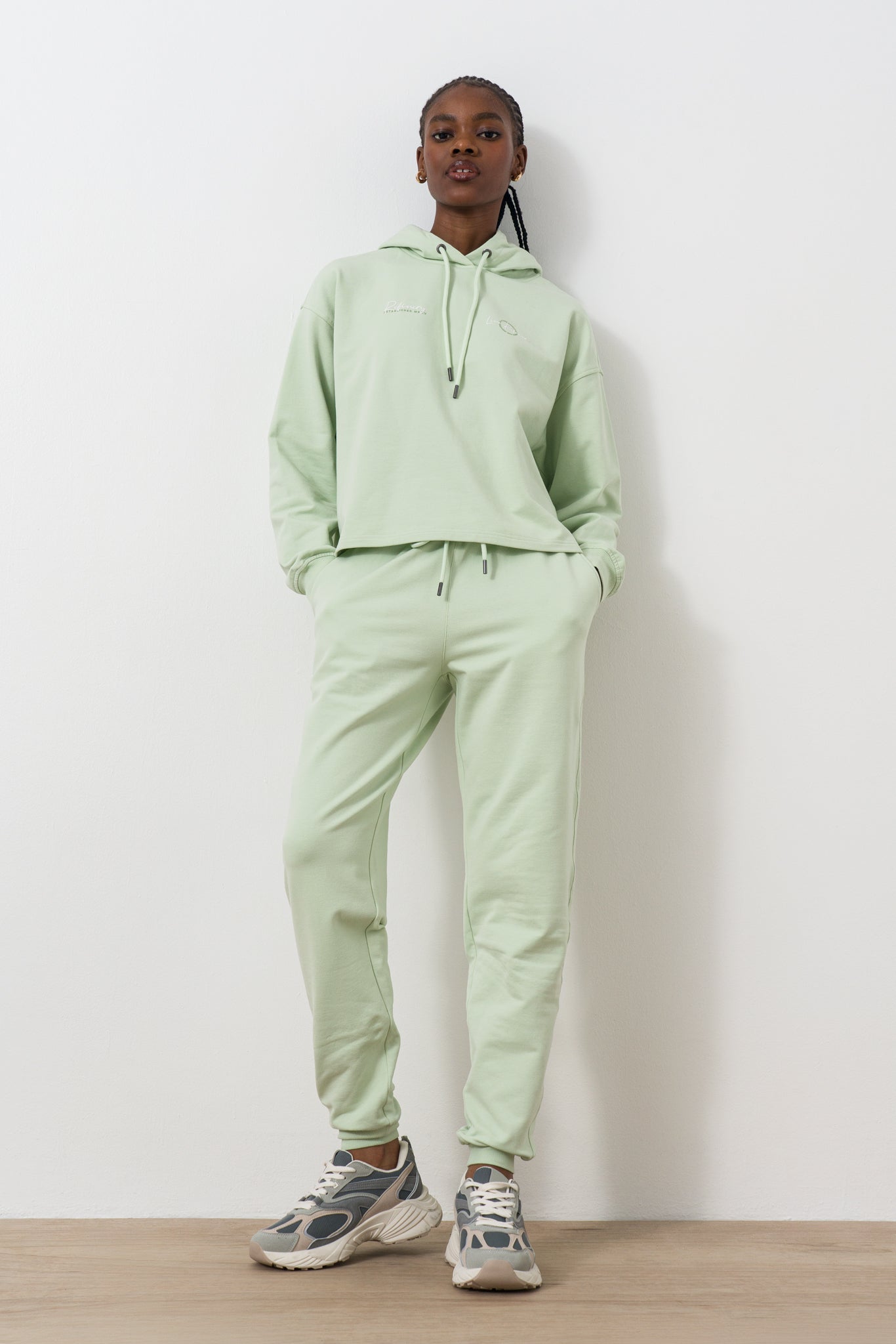 slim-fit-trackpants-6