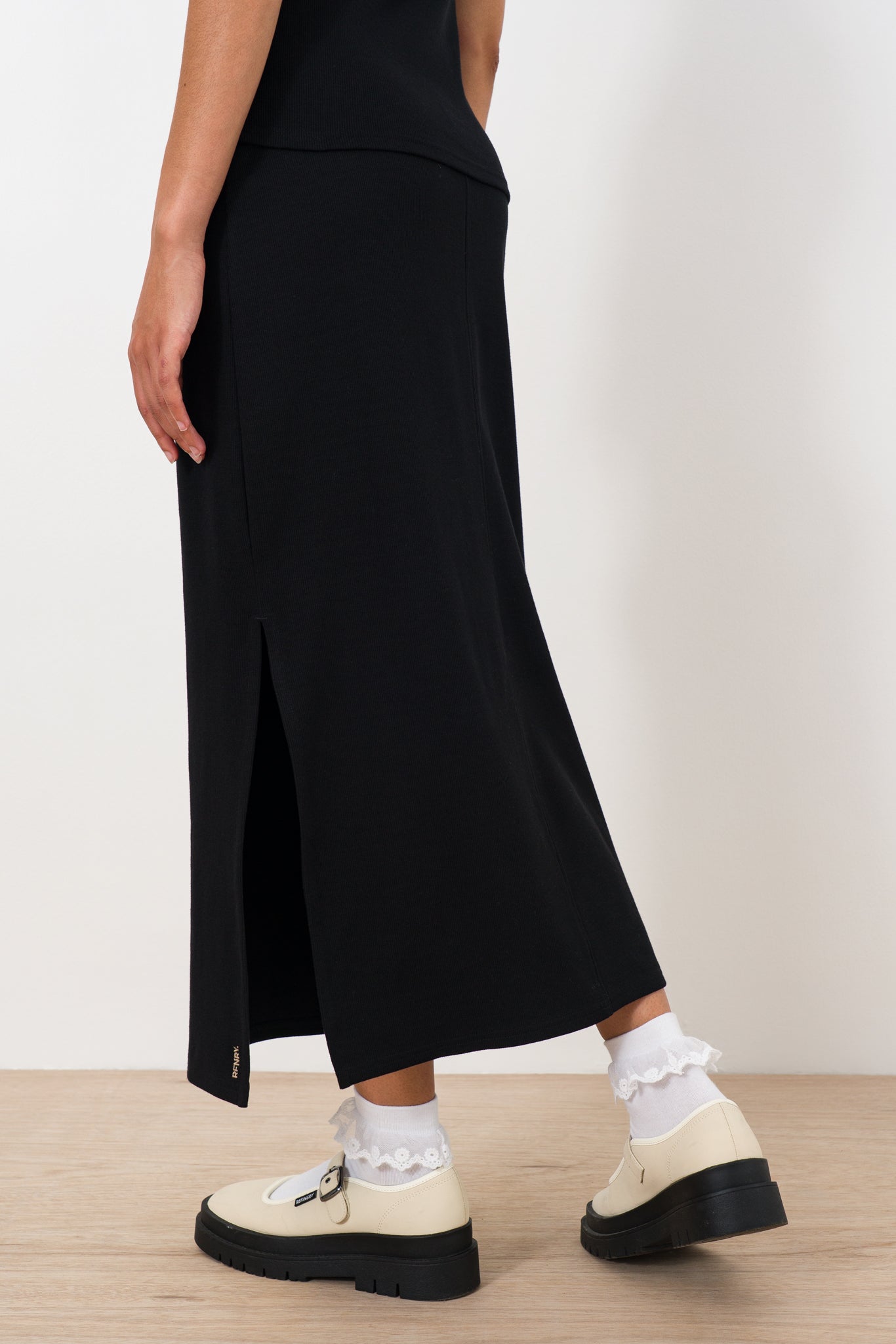 column-maxi-rib-skirt
