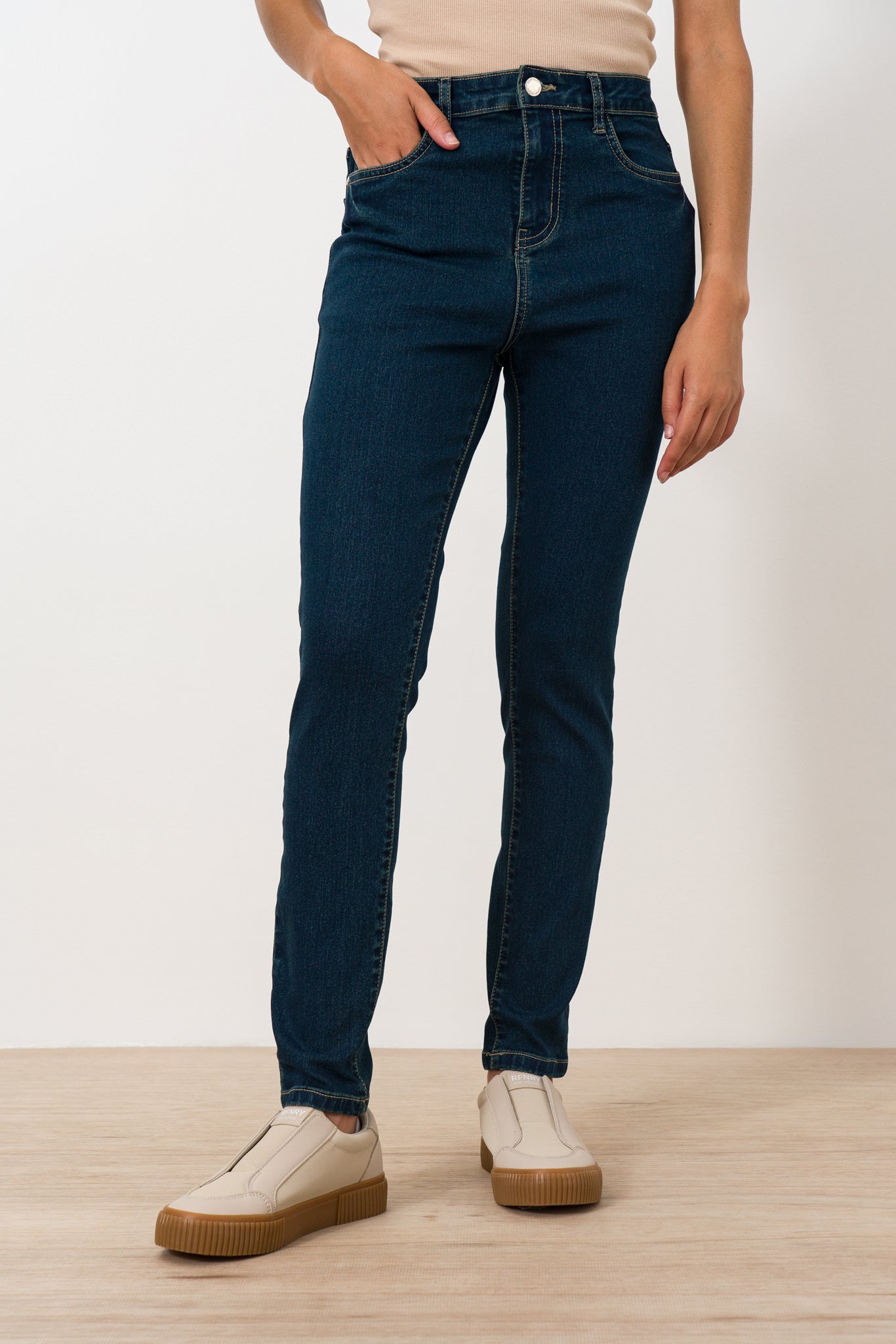 High Waisted Skinny Jean