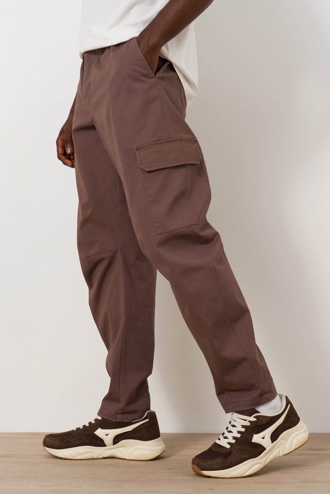 barrel-leg-cargo-pants-1