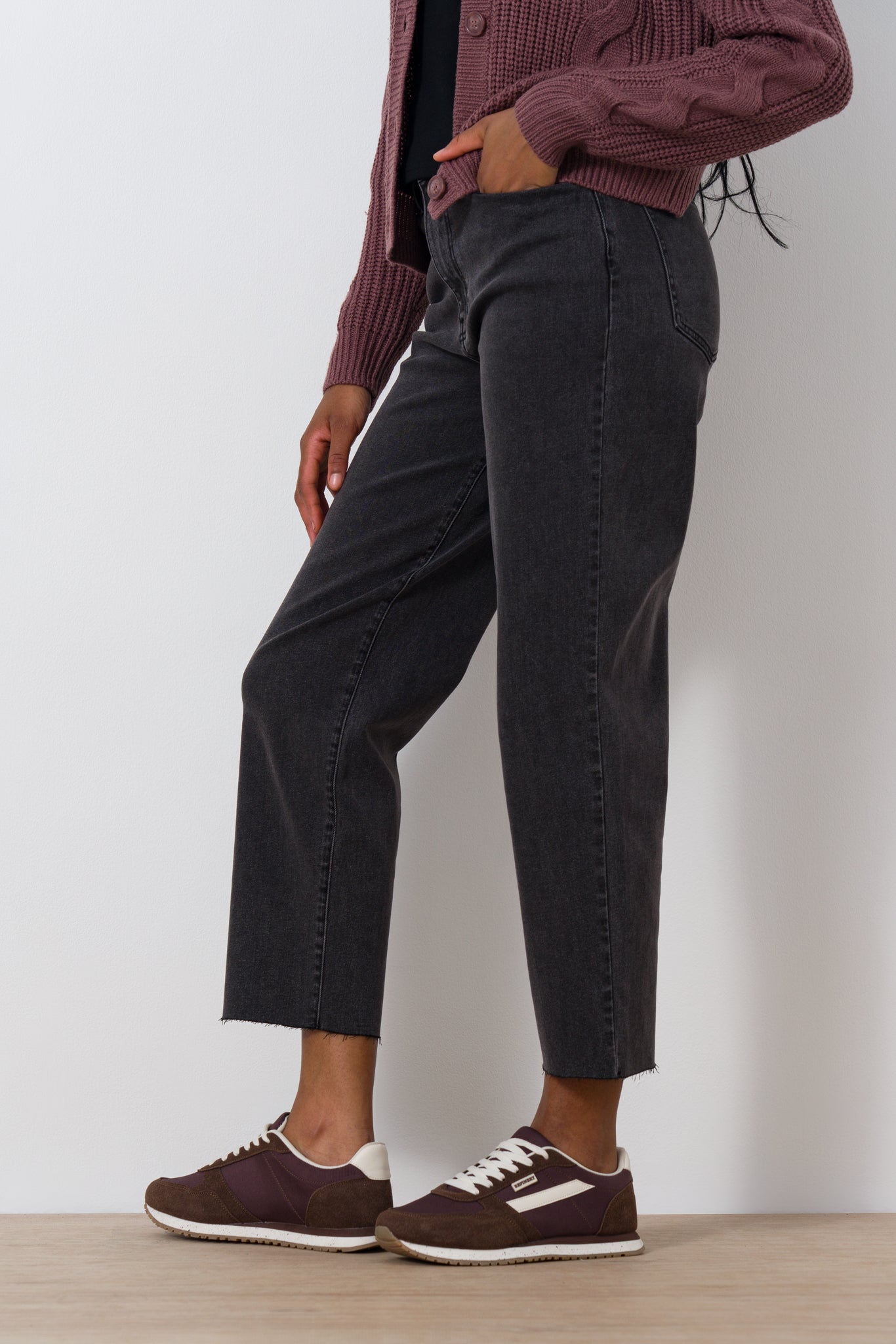 straight-leg-denim-1