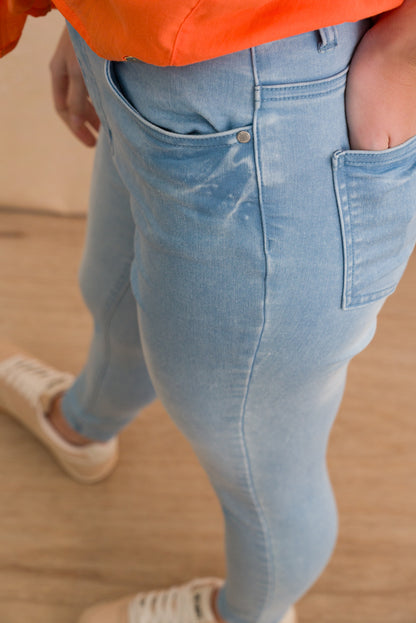 High Waisted Skinny Jean
