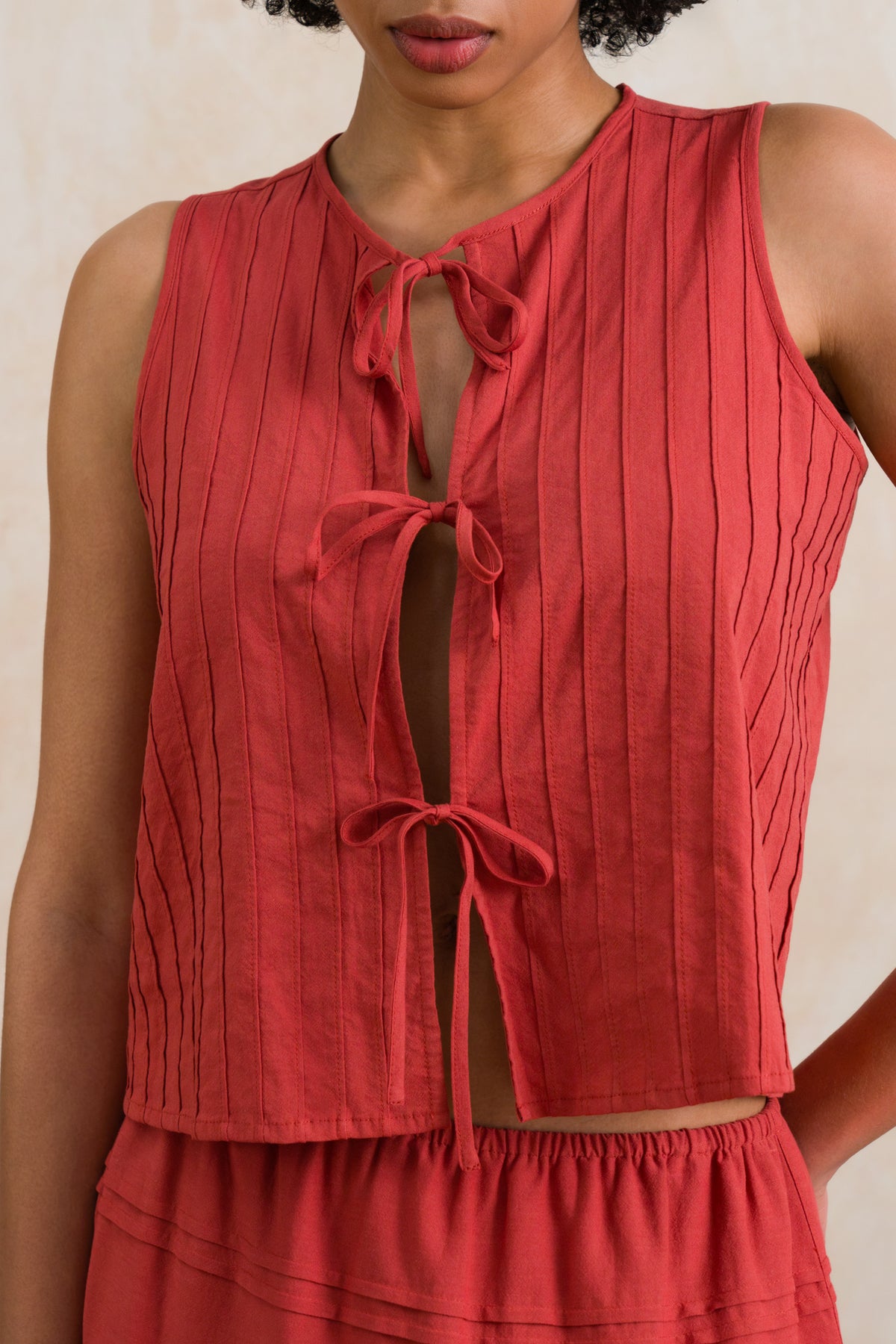 Pleat Shift Tank