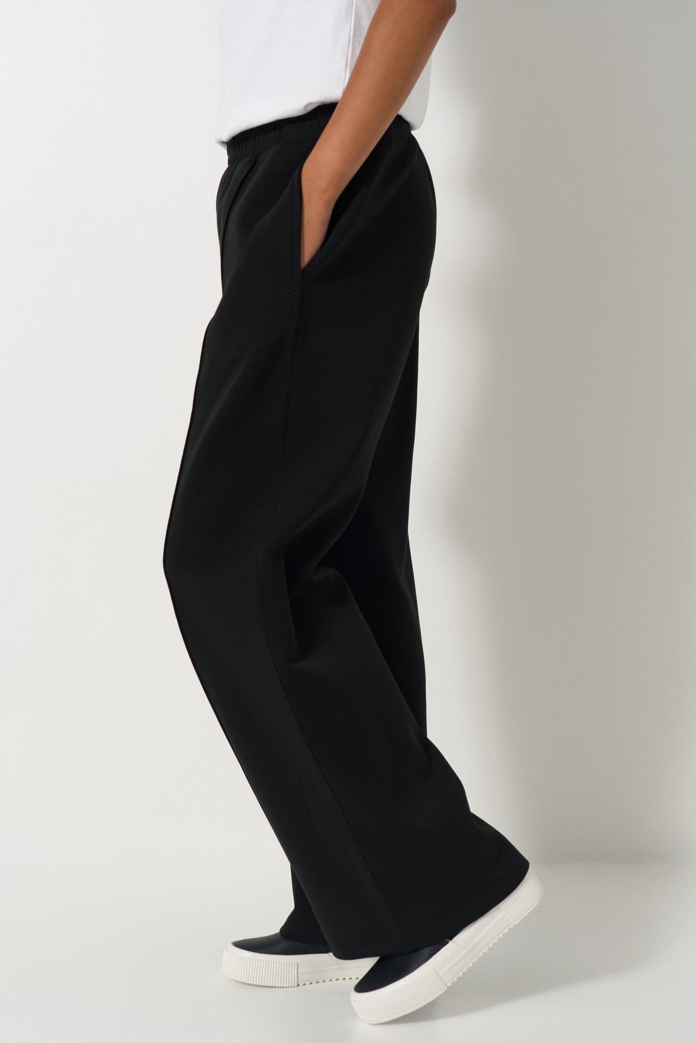Wide Leg Track Pants from REFINERY – Refinery