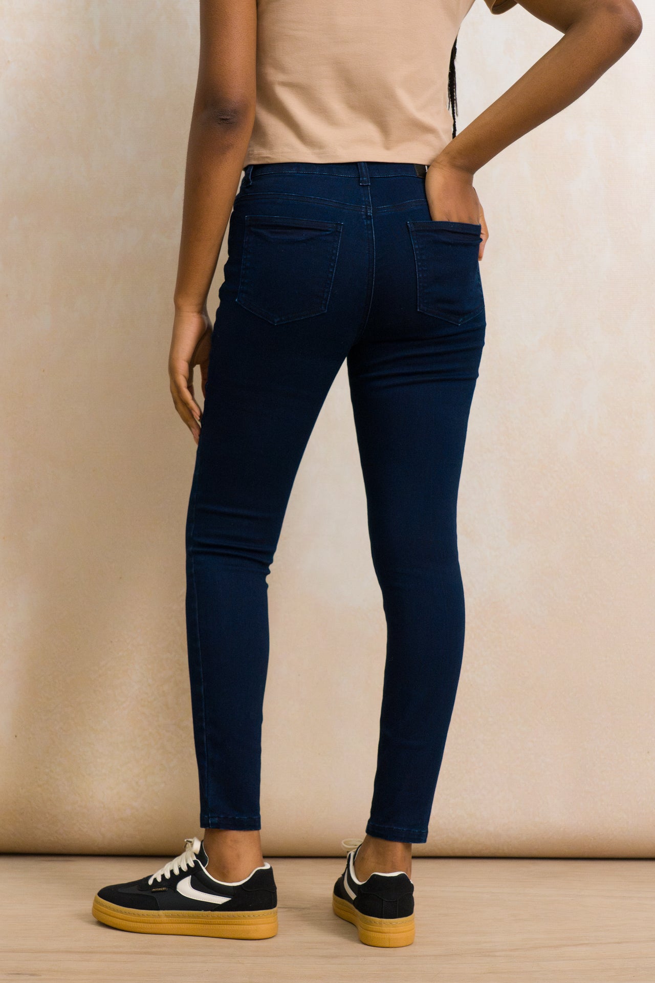 Mid Rise Skinny Jean