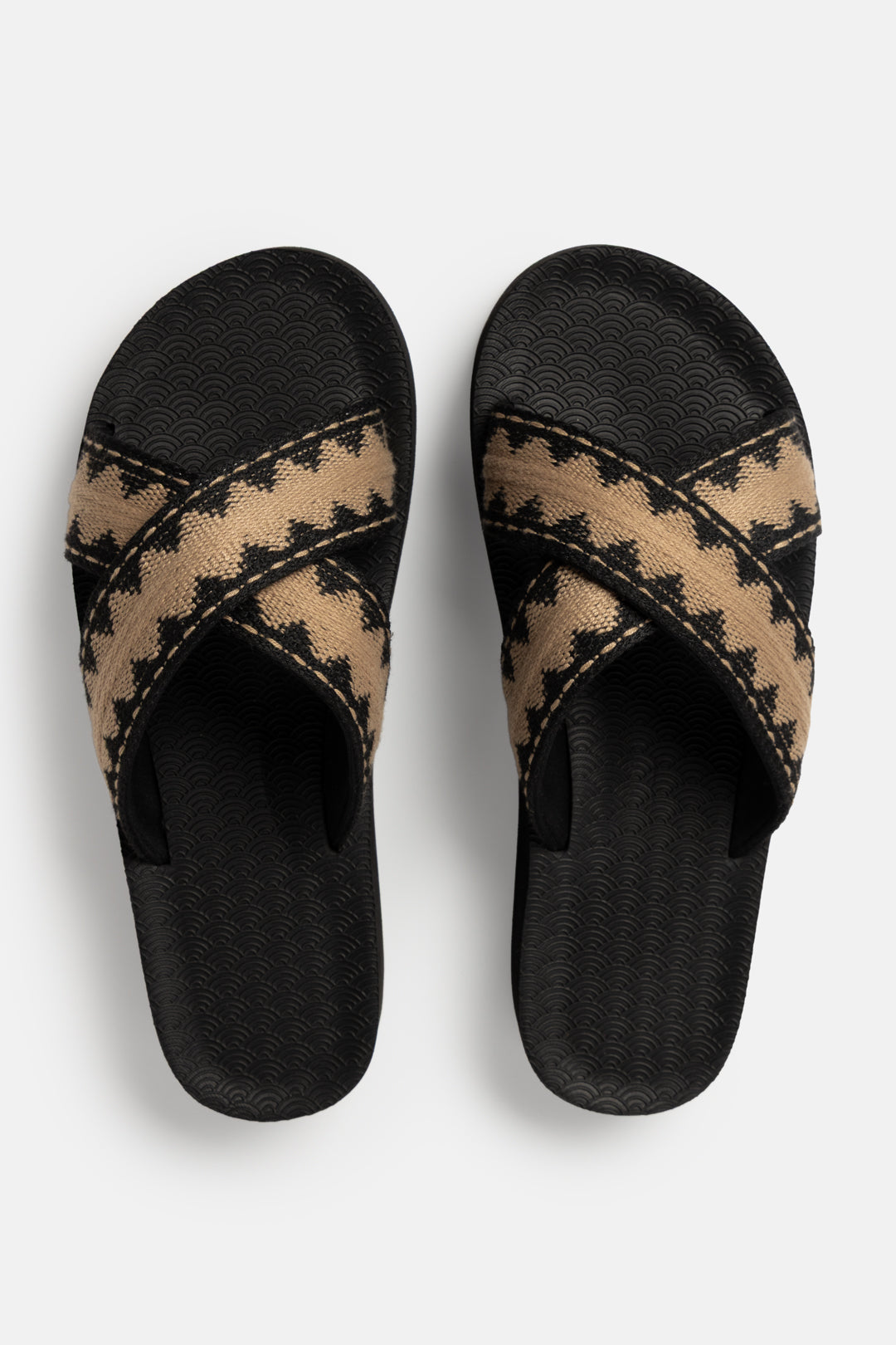 Patterned Woven Platform Slide