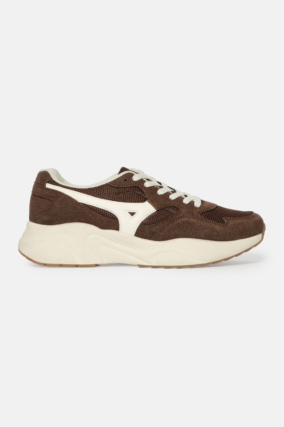 court-sneaker-3