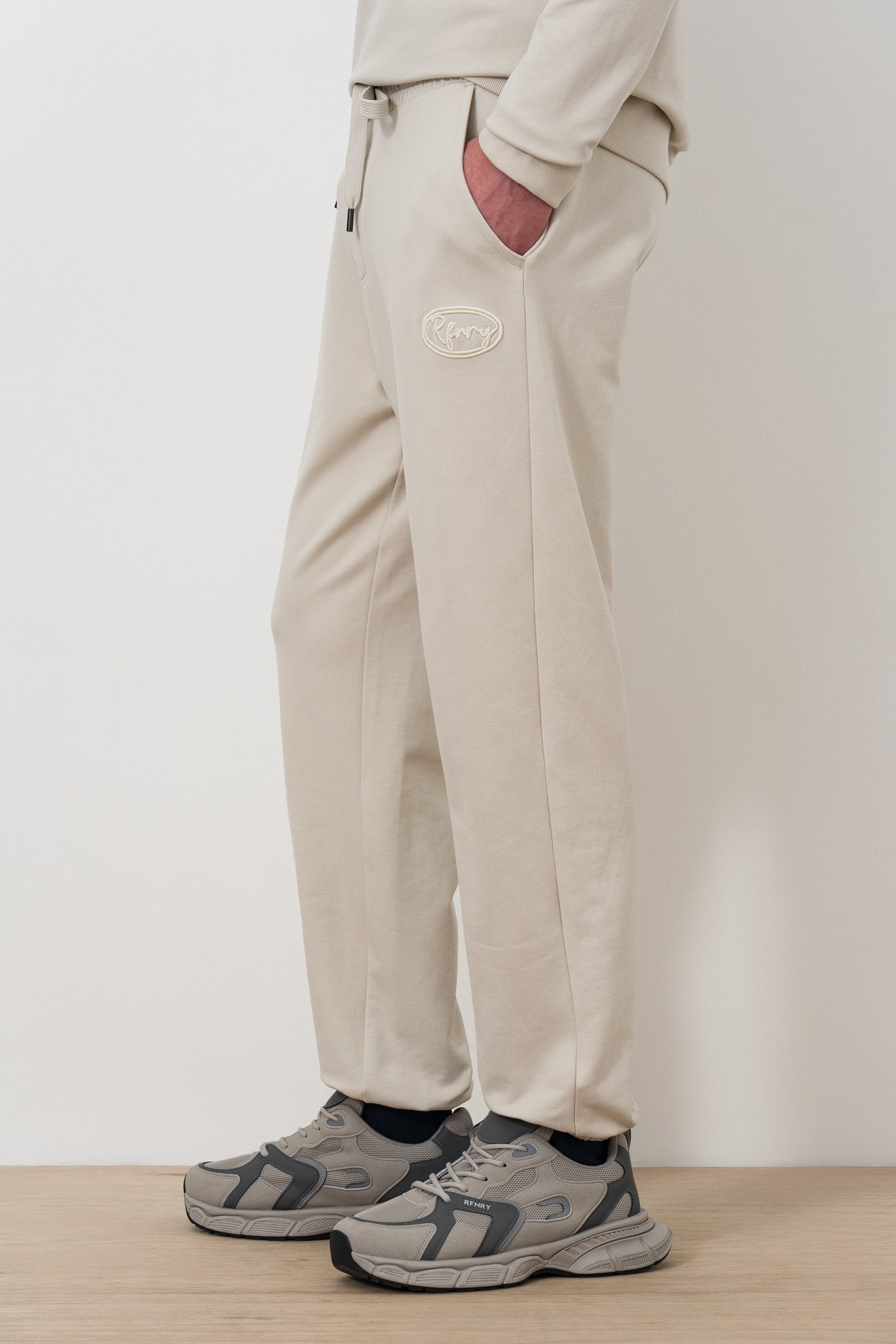 Track-Pants-3