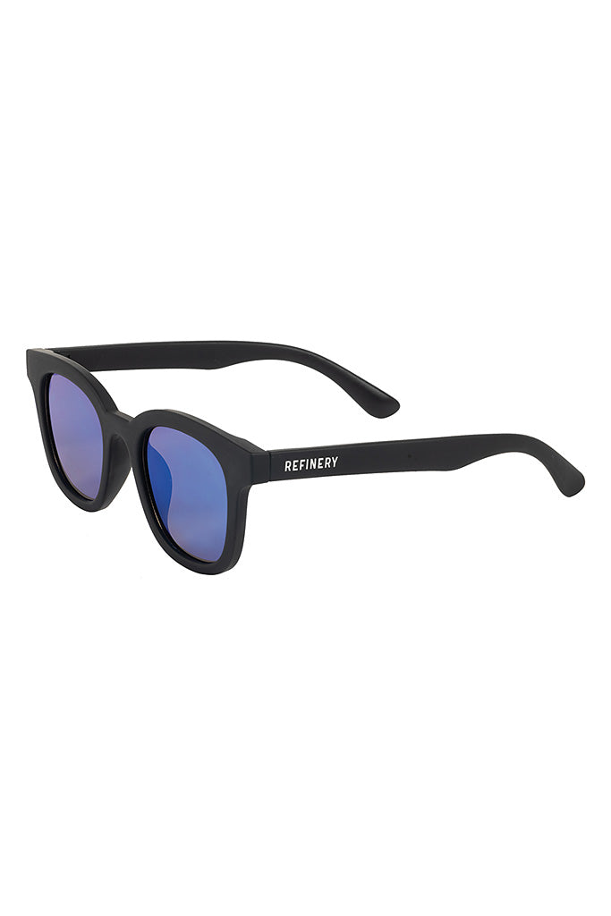 Sunglasses _ 143866 _ Black from REFINERY – Refinery