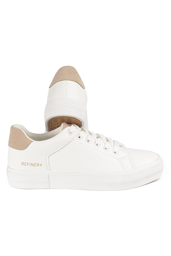 Lace-Up Sneaker _ 143708 _ White