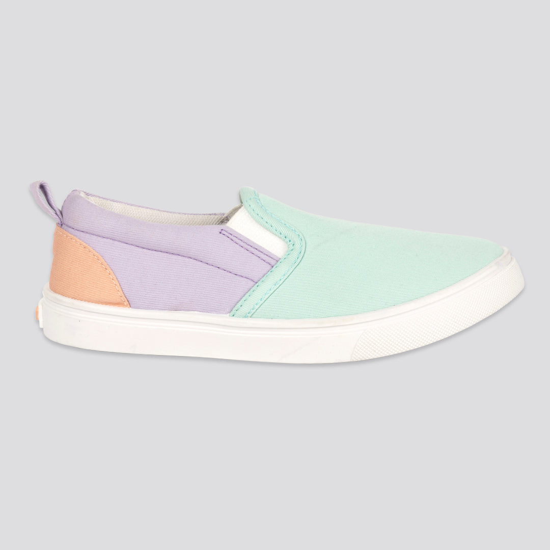 Girls Slip-On Sneaker _ 155220 _ Multi