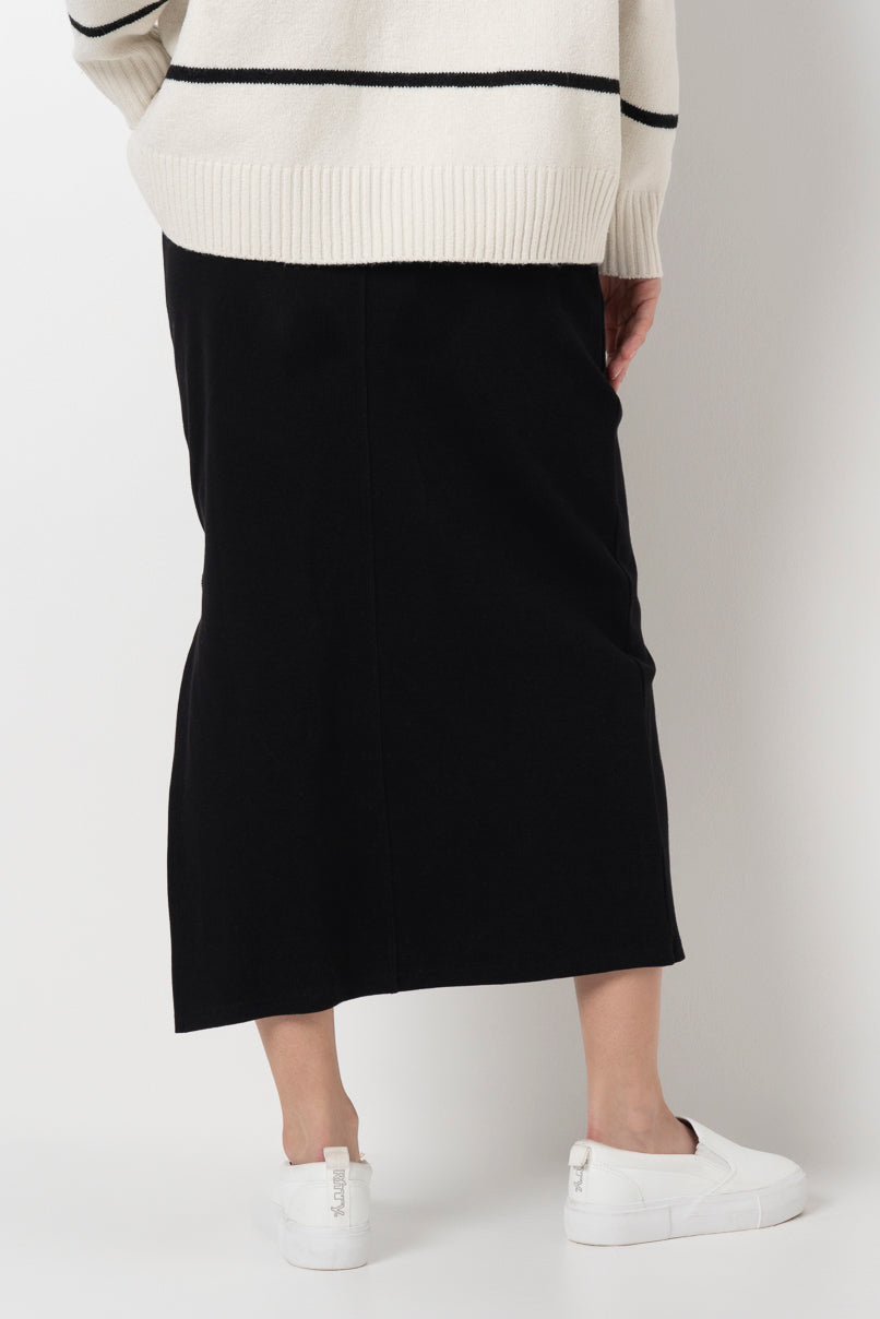 Ribbed Column Skirt _ 157827 _ Black