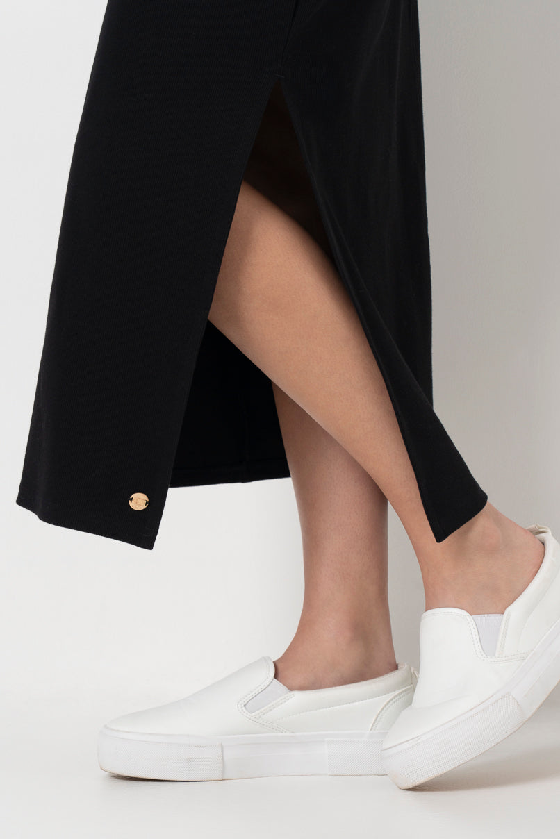 Ribbed Column Skirt _ 157827 _ Black