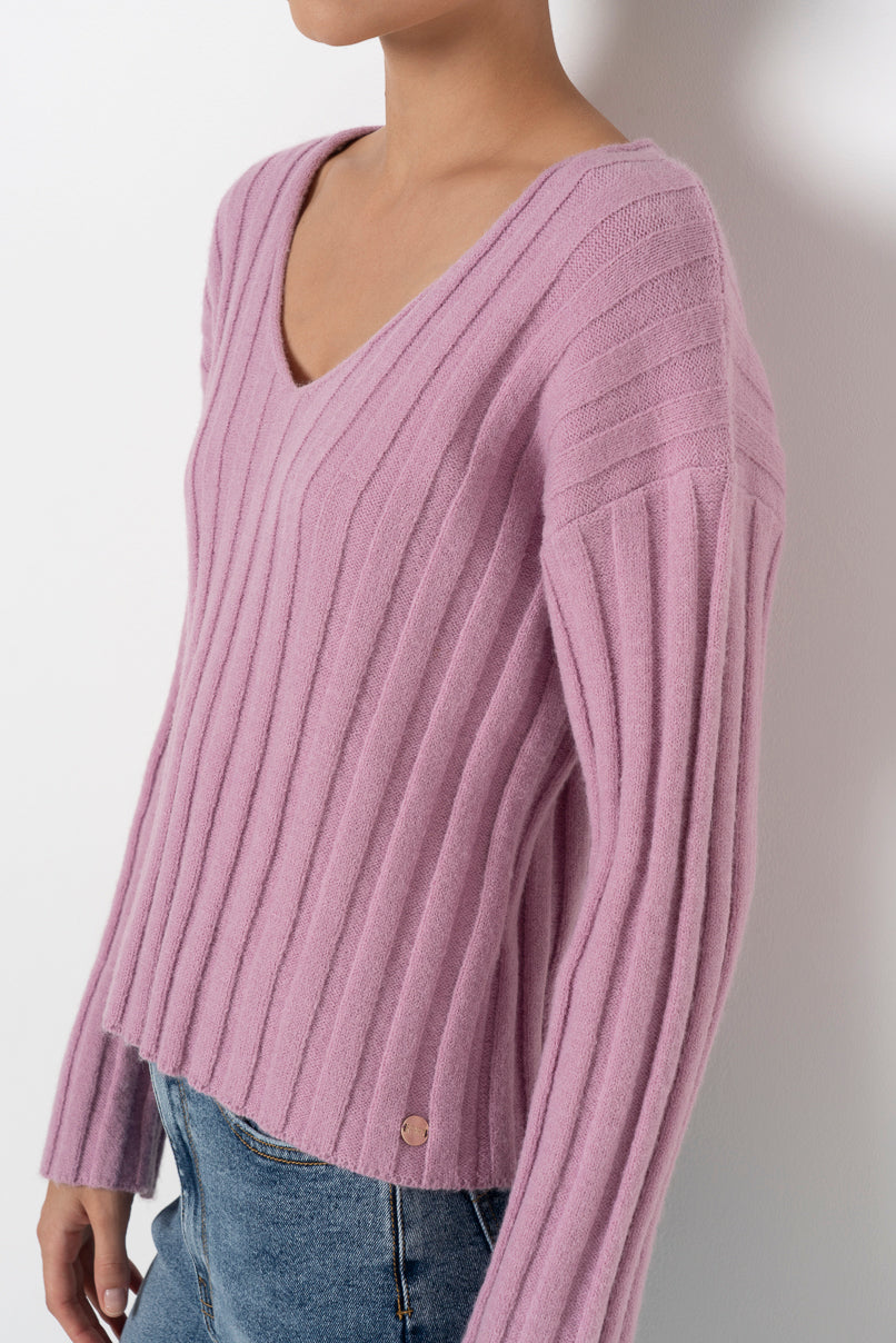 V-Neck Jumper _ 157547 _ Pink