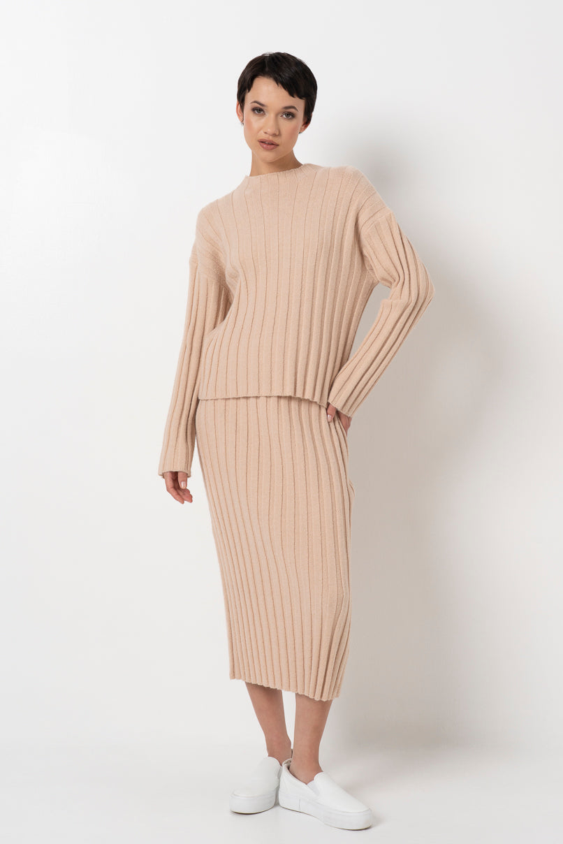 Hi-Neck Jumper _ 157545 _ Stone