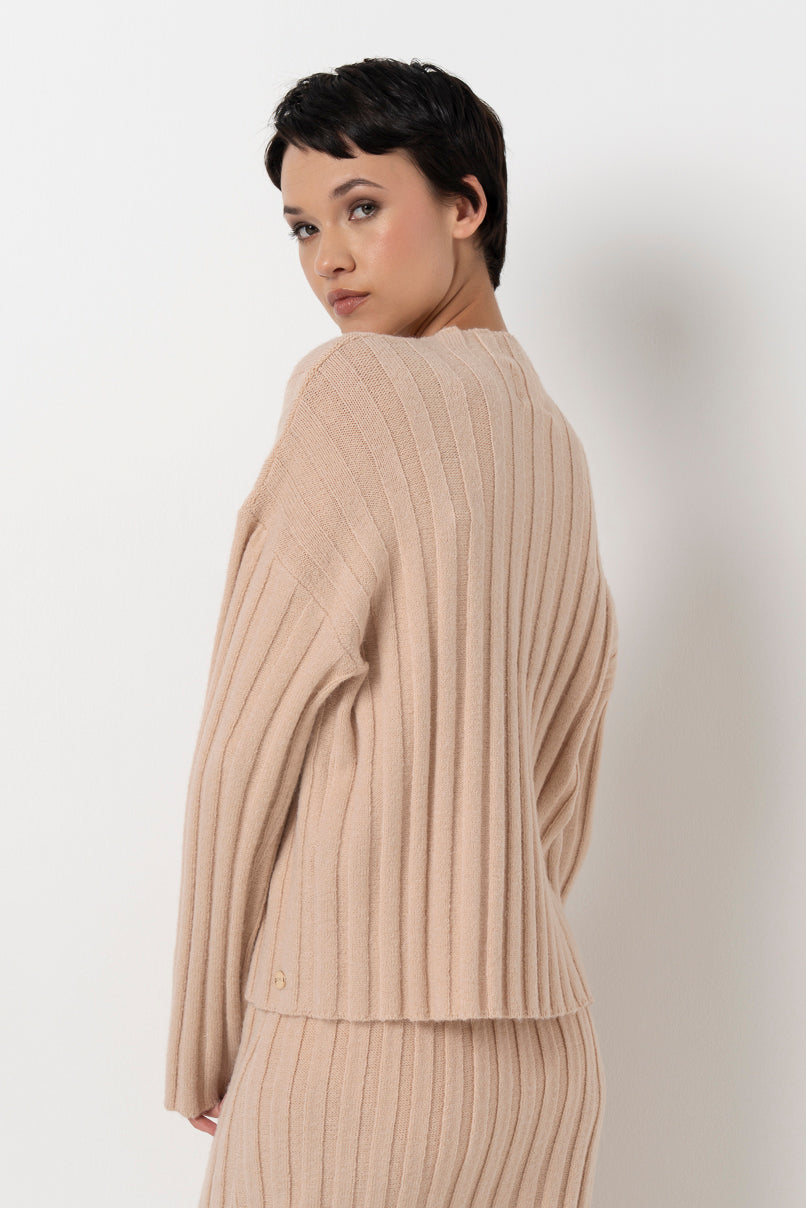 Hi-Neck Jumper _ 157545 _ Stone