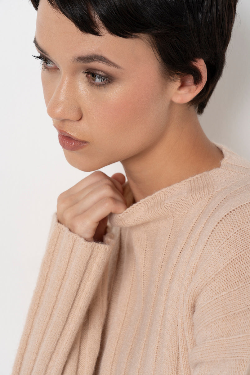 Hi-Neck Jumper _ 157545 _ Stone