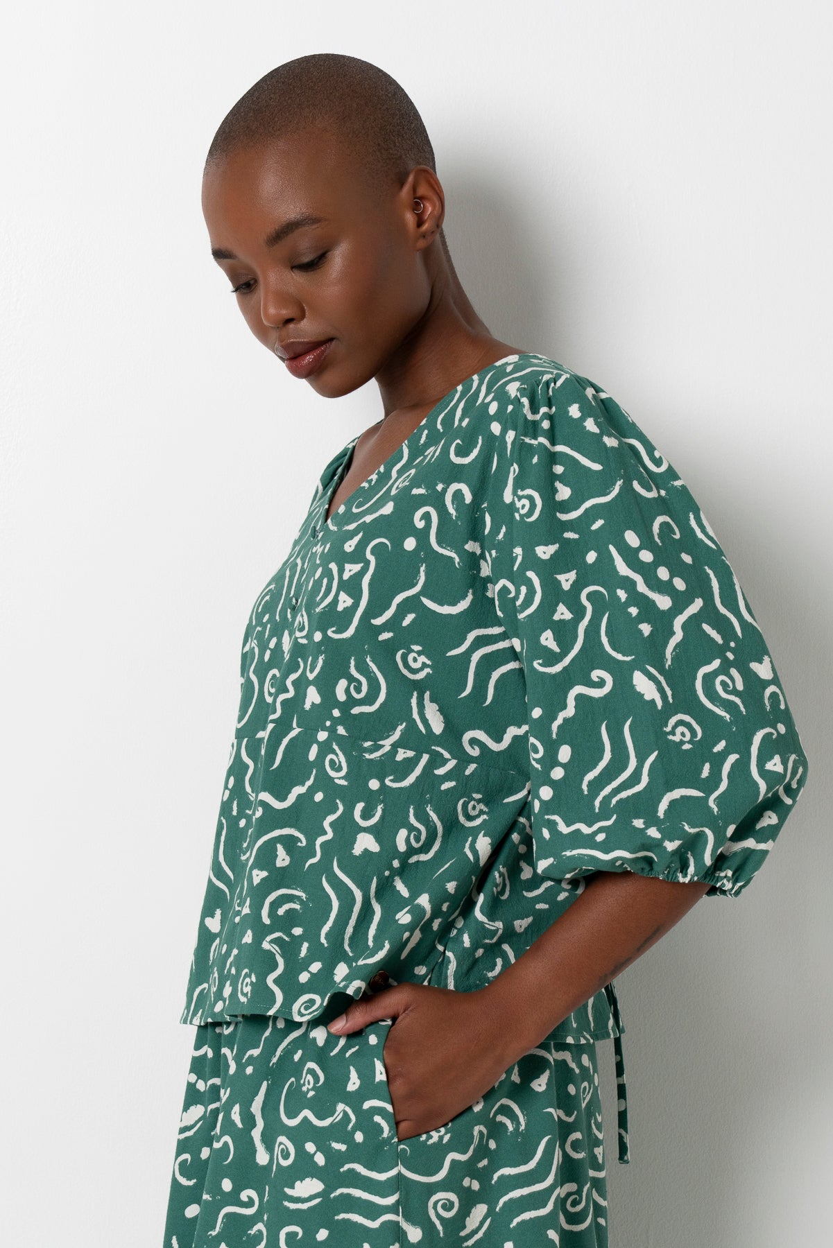 Puff Sleeve Top _ 163515 _ Green