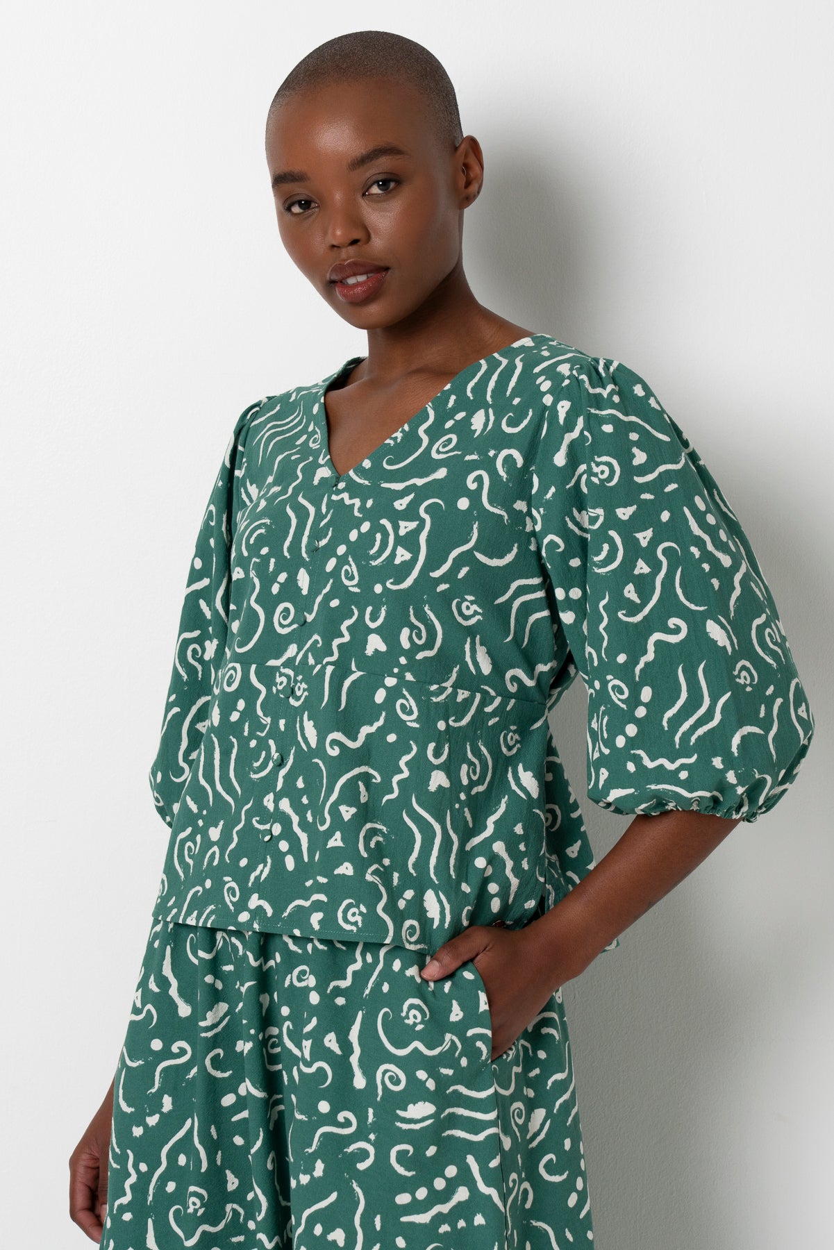 Puff Sleeve Top _ 163515 _ Green
