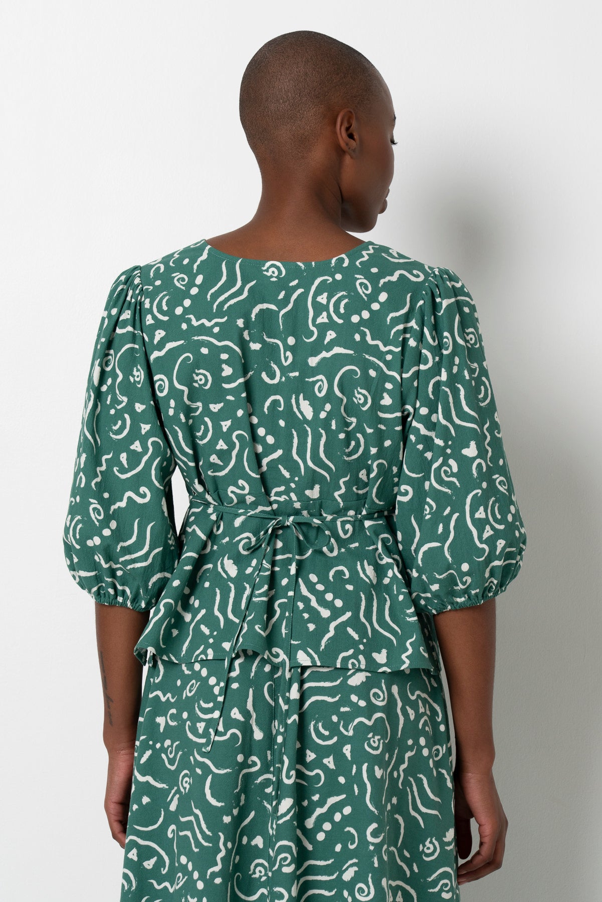 Puff Sleeve Top _ 163515 _ Green