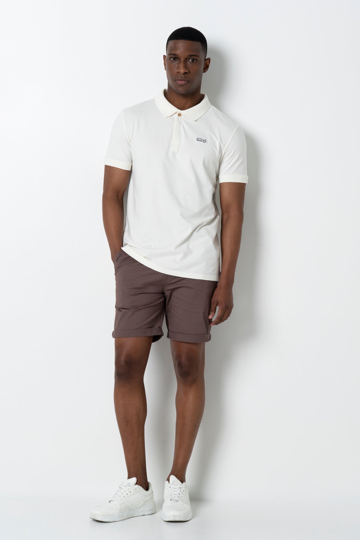 Chino Shorts _ 164335 _ Cement