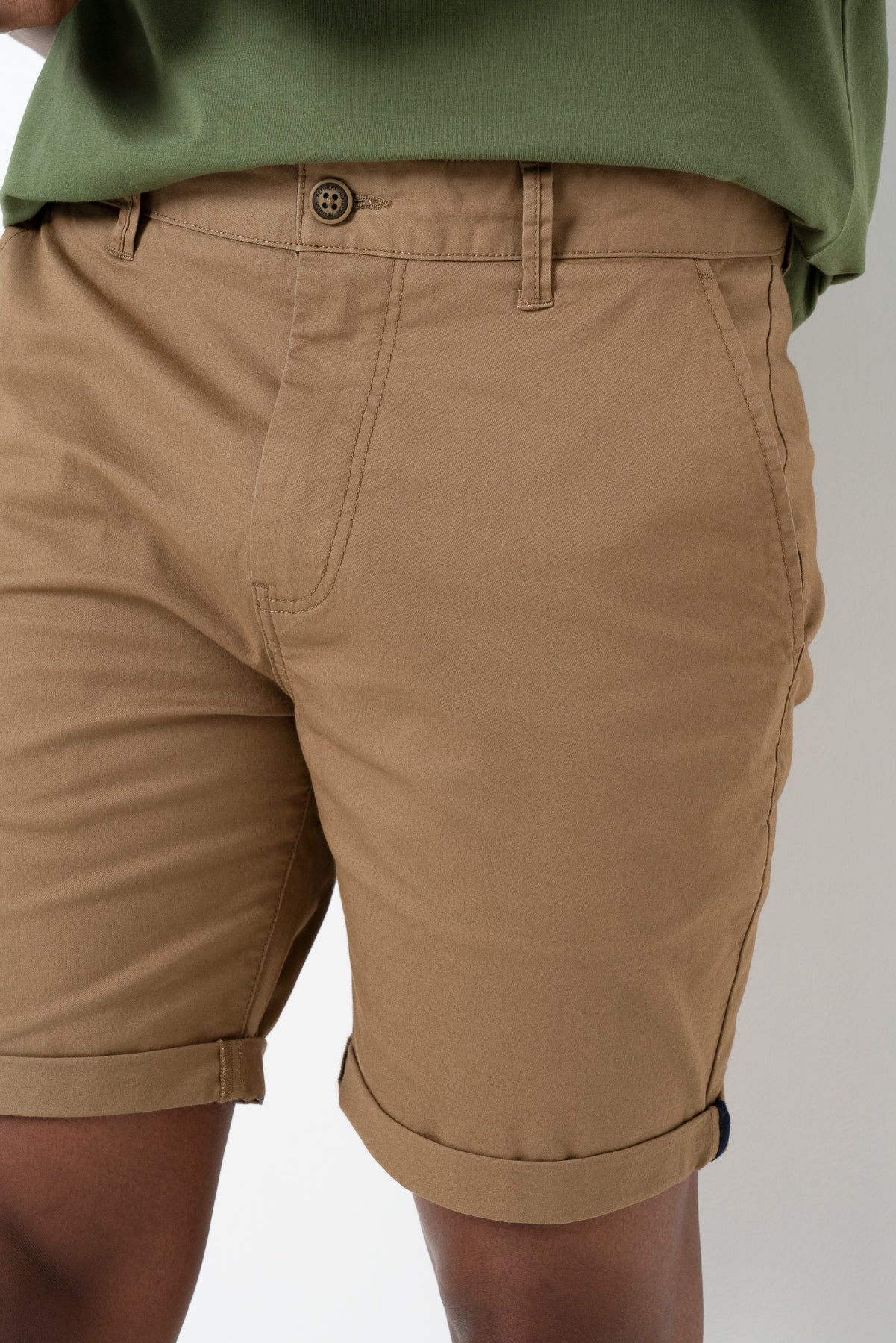 Chino Shorts _ 164335 _ Toffee