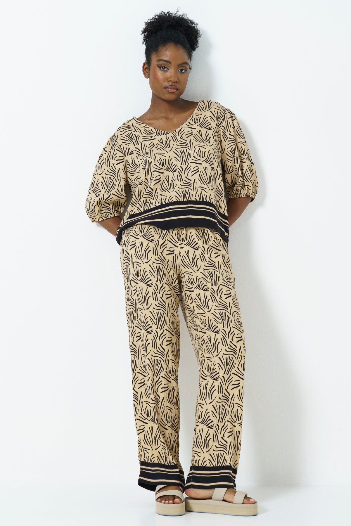 Hi Rise Pants _ 165789 _ Sand