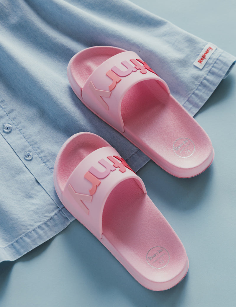 FOOTWEAR