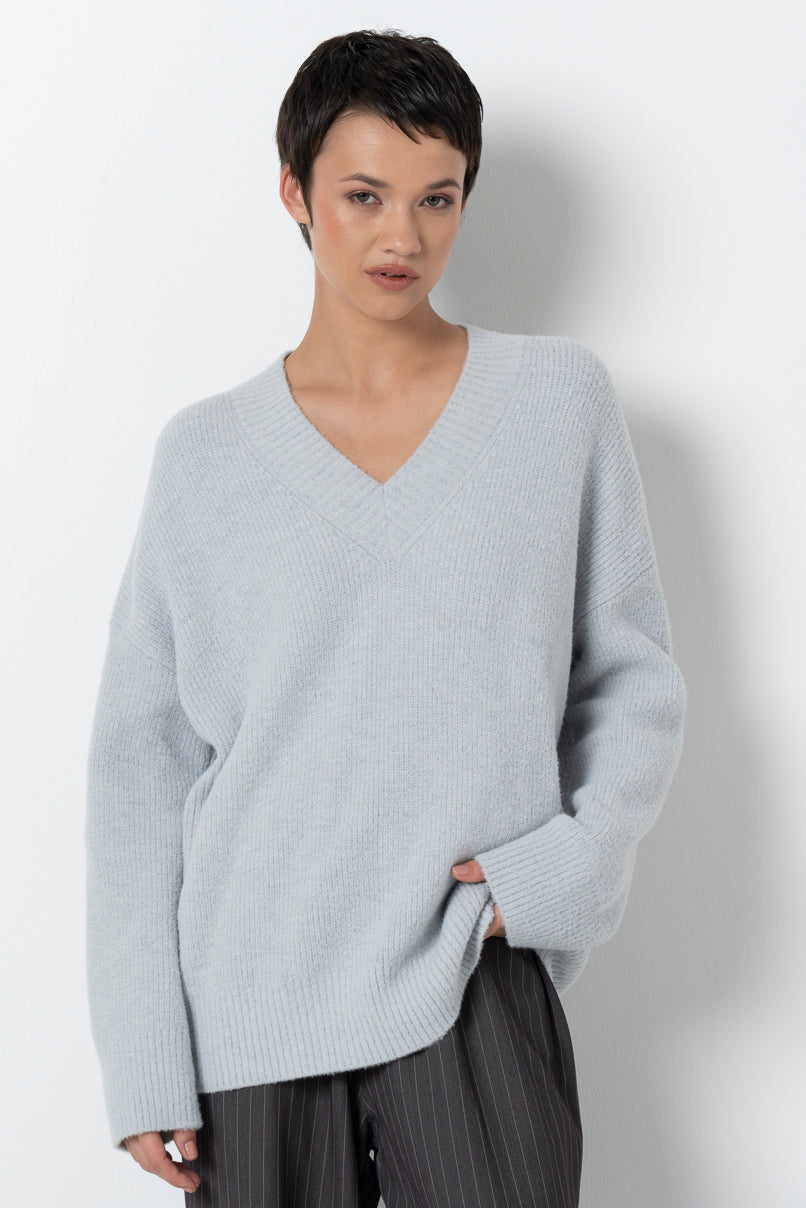 V-Neck Jumper _ 157530 _ Grey
