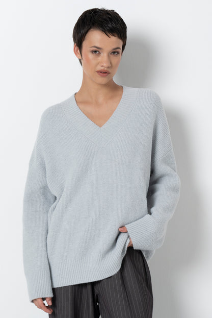 V-Neck Jumper _ 157530 _ Grey