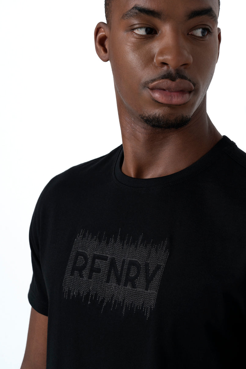Monochrome Black T-Shirt _ 157640 _ Black