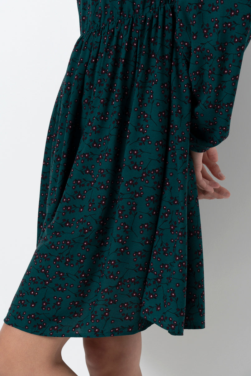 Square Neck Fit & Flare Dress _ 157886 _ Green