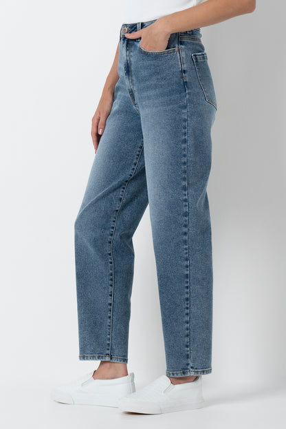 Rf13 Straight Fit Jeans _ 156574 _ Mid Wash