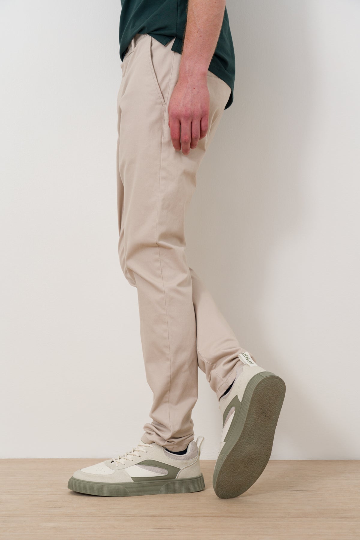 CHINO PANTS