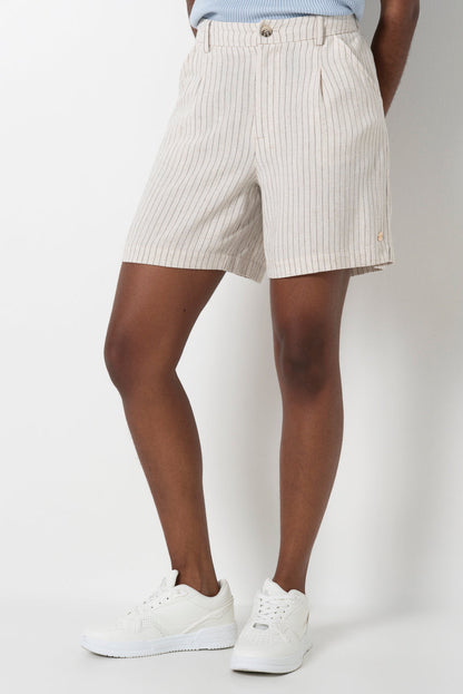 Bermuda Pleat Short Natural