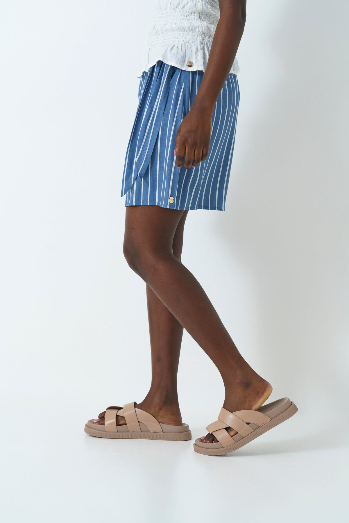 front-tie-skort