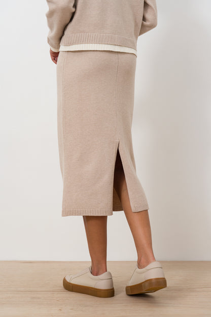 Column knit skirt