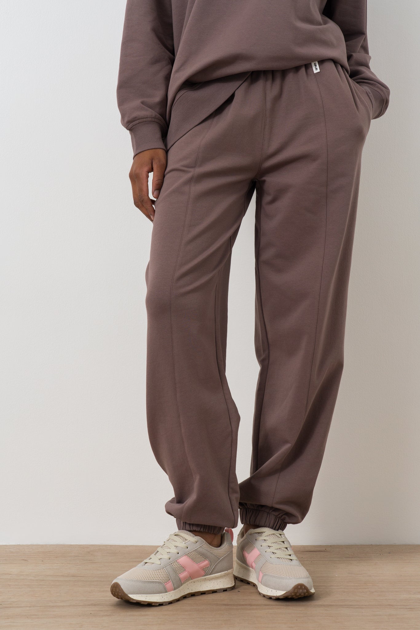 relaxed-fit-trackpants-11