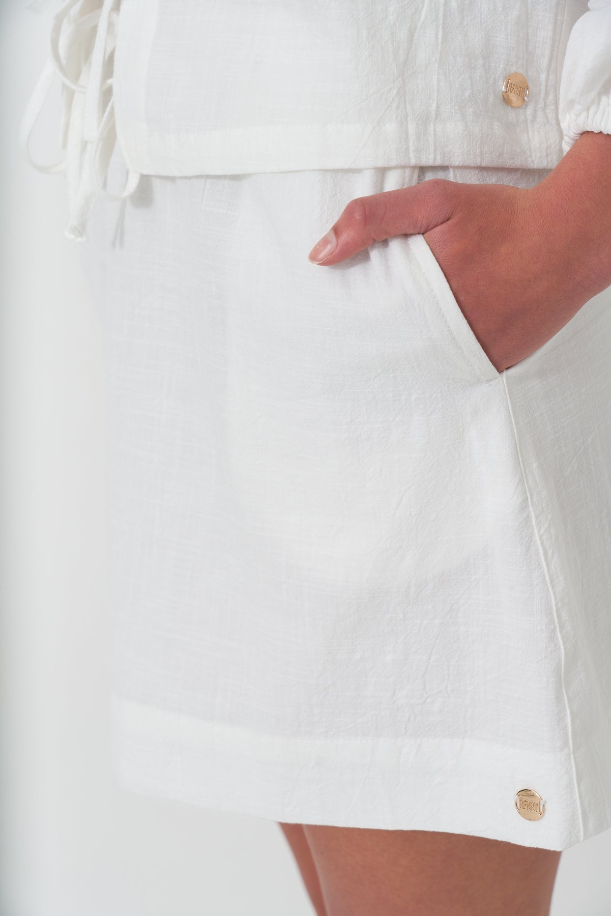 mini-skirt