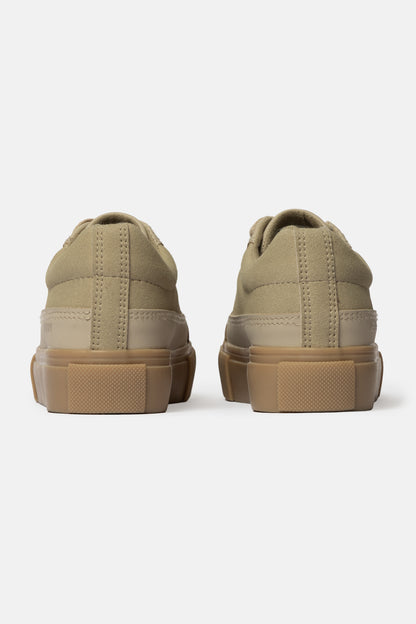 Court Sneaker