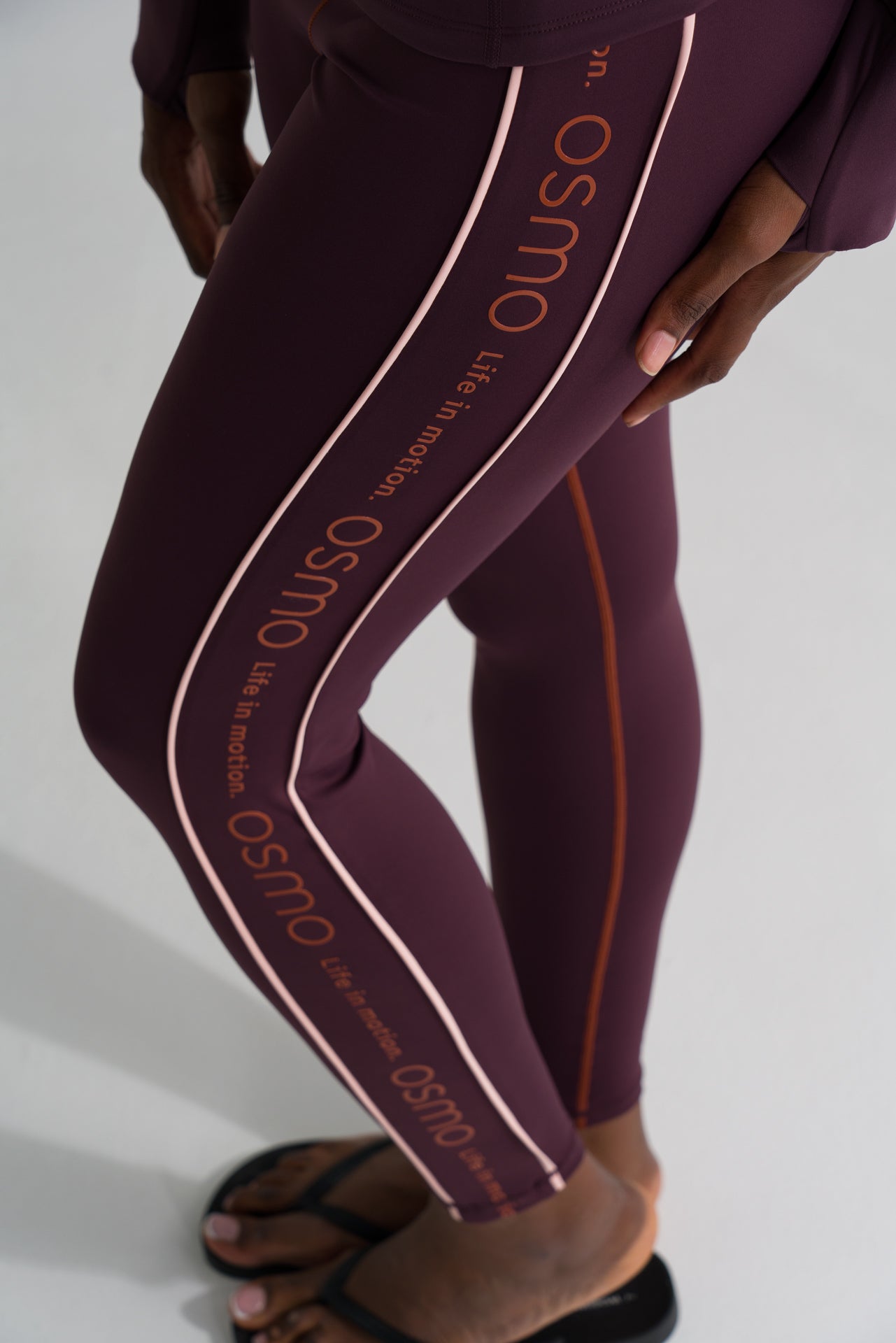High Rise Leggings from REFINERY – Refinery