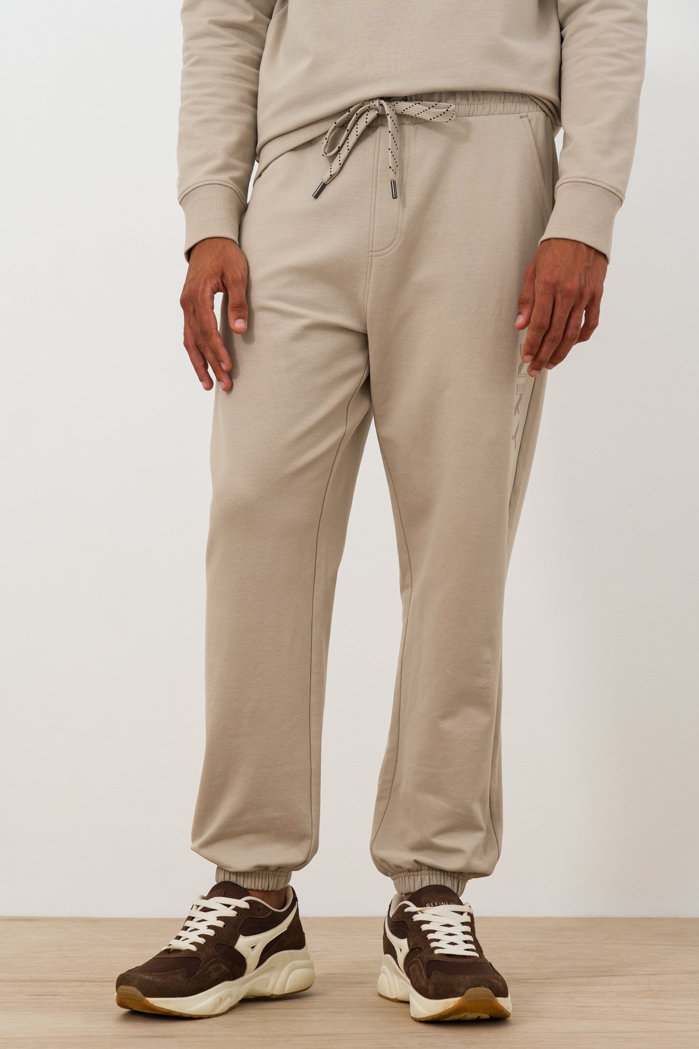 track-pants-11